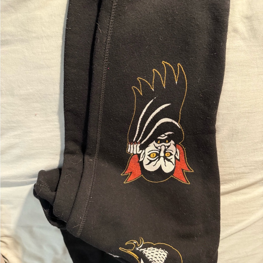 BlackCraft Gray Cropped Pants - Picture 4 of 4